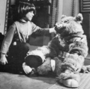 BSG_Cast_Boxey___Muffit_II_05.jpg