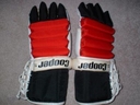 Filename=Cooper_Gloves_01.jpg
Filesize=17KiB
Dimensions=400x300
Date added=Jun 22, 2016 Cooper_Gloves_01.jpg