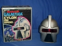 Filename=Vanity_Fair_Kidde_BSG_Cylon_AM_Radio_11.jpg
Filesize=34KiB
Dimensions=560x414
Date added=Feb 06, 2016 Vanity_Fair_Kidde_BSG_Cylon_AM_Radio_11.jpg