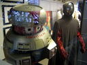 Humanoid_Original_Costume_03.jpg